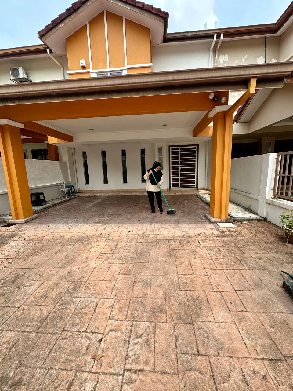 Sapu driveway